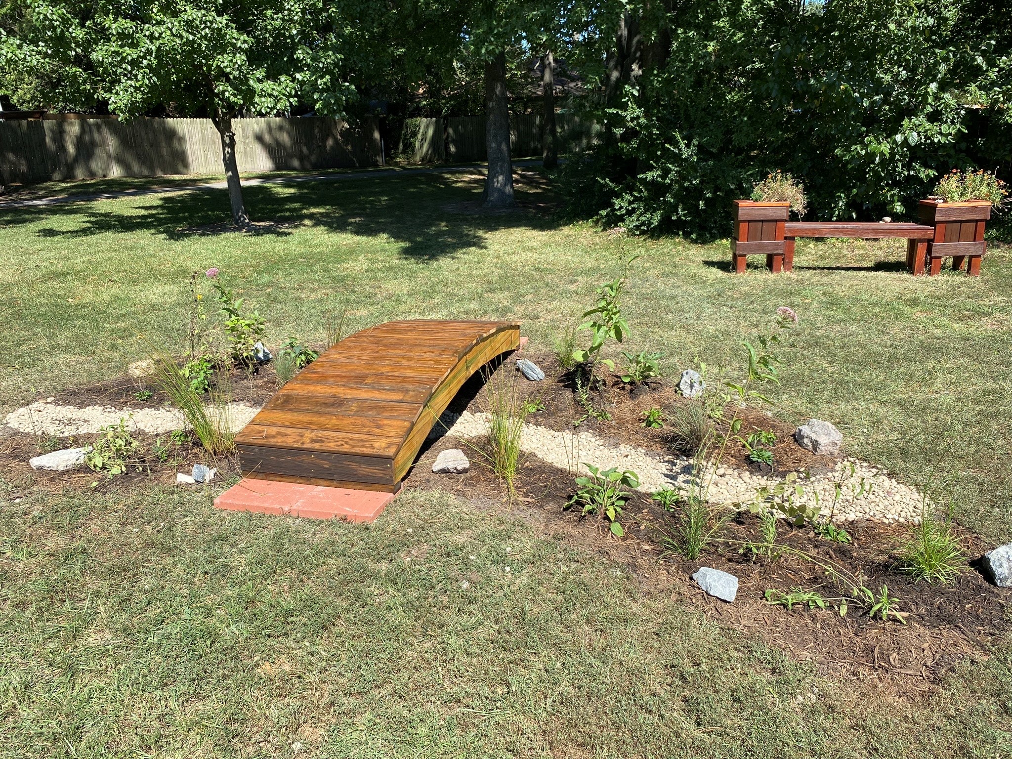 Gold Award Spotlight: Rain Garden, image size:2048x1536