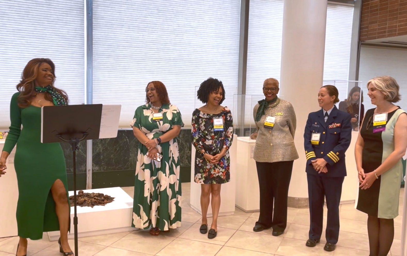 Emcee Rae Pearson Benn with the 2025 Famous Former Honorees