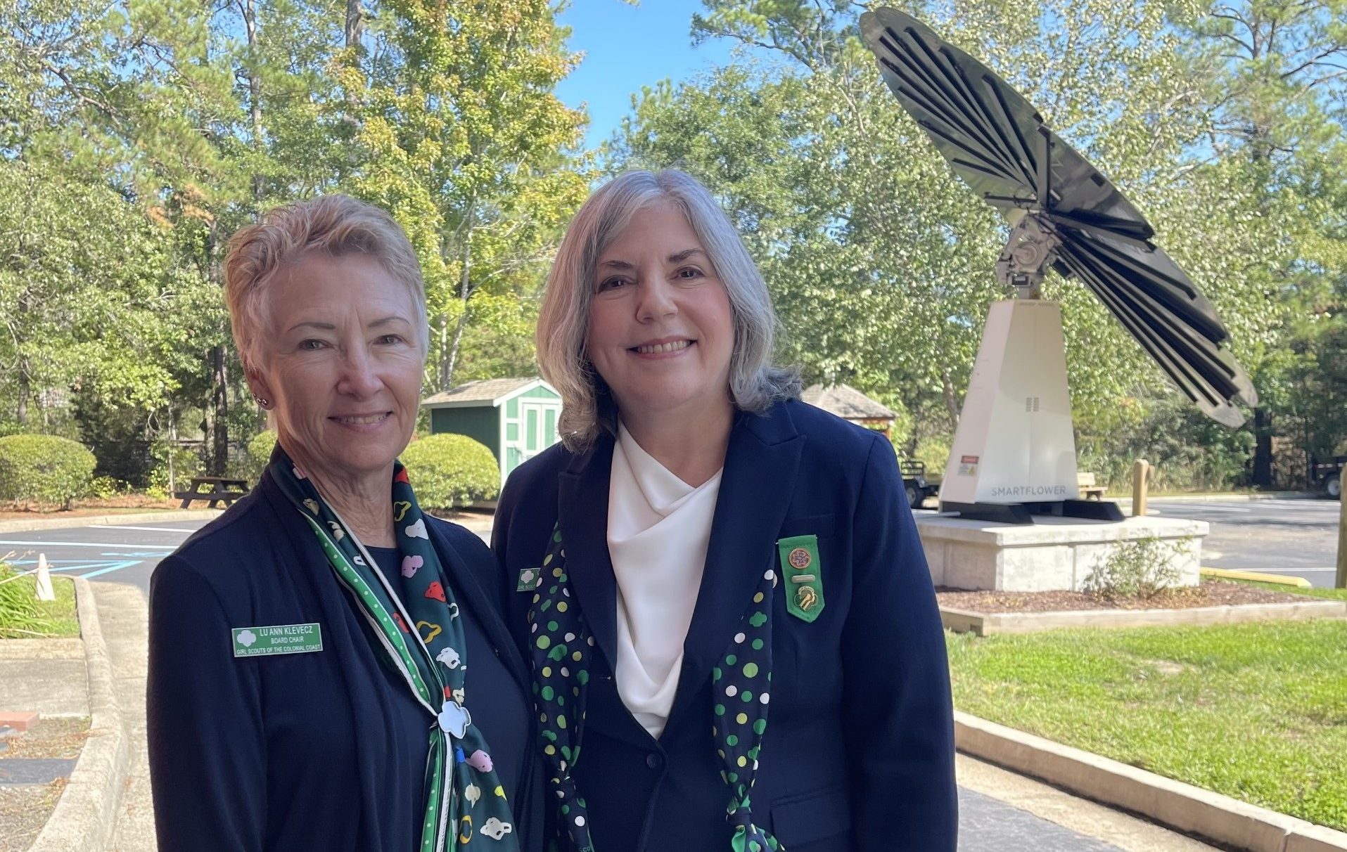 GSCCC Board Chair Lu Ann Klevecz with Immediate Past Chair and Thanks Badge recipient Carolyn Pittman